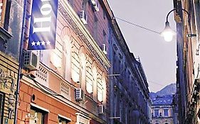 Hotel Story